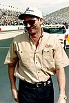 https://upload.wikimedia.org/wikipedia/commons/thumb/e/e7/Dale_Earnhardt_-_NASCAR_Photography_By_Darryl_Moran.jpg/100px-Dale_Earnhardt_-_NASCAR_Photography_By_Darryl_Moran.jpg